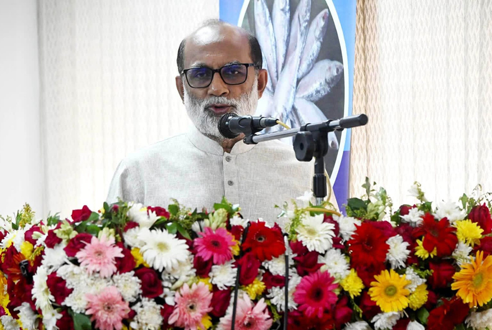 'ইলিশের উৎপাদন যাতে ক্ষতিগ্রস্ত না হয় সে লক্ষ্যে কাজ করছে সরকার'

