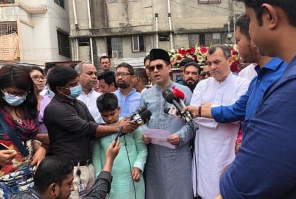 ব্যবসায়ীদের ঘুরে দাঁড়াতে পর্যাপ্ত অনুদান দেবেন প্রধানমন্ত্রী : মেয়র তাপস