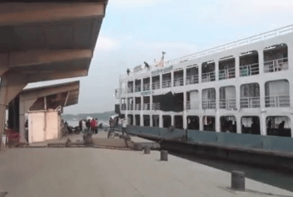 যাত্রী সংকটে ঝালকাঠি-ঢাকা রুটে লঞ্চ চলাচল বন্ধ