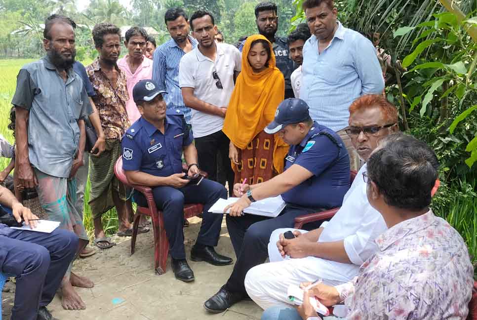 কিশোরগঞ্জে গলাকাটা অবস্থায় দম্পতি উদ্ধার