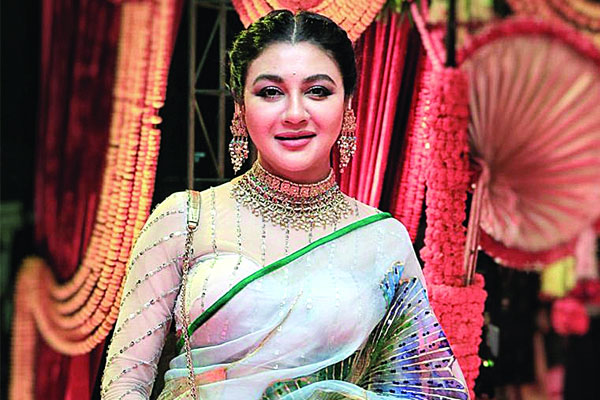 জয়ার আহ্বান
