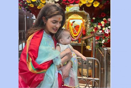 মেয়ের সঙ্গে ছবি প্রকাশ করতেই কটাক্ষের শিকার প্রিয়াঙ্কা