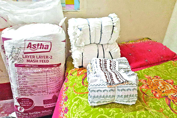নান্দনিক টুপি তৈরির ব্যস্ততা
