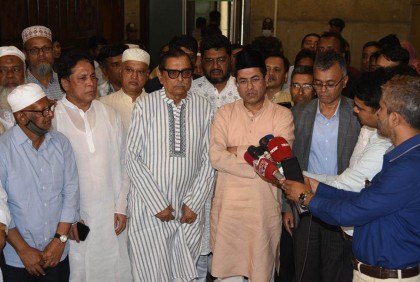 'বুধবার থেকে বঙ্গবাজারে ব্যবসায়ীরা চৌকি বিছিয়ে ব্যবসা করতে পারবে'

