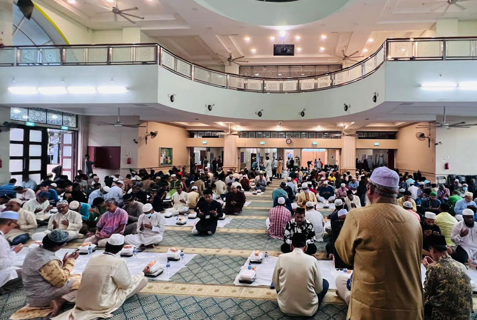 সিঙ্গাপুর বাংলাদেশ সোসাইটির ইফতার মাহফিল অনুষ্ঠিত