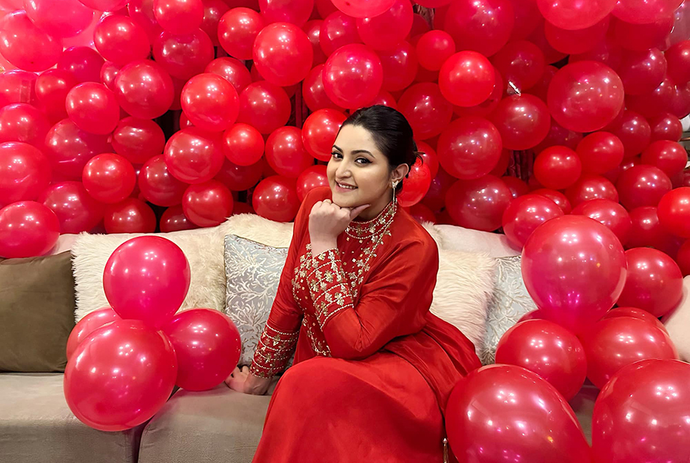 ফোনে না পাওয়ার কারণ জানালেন পরী