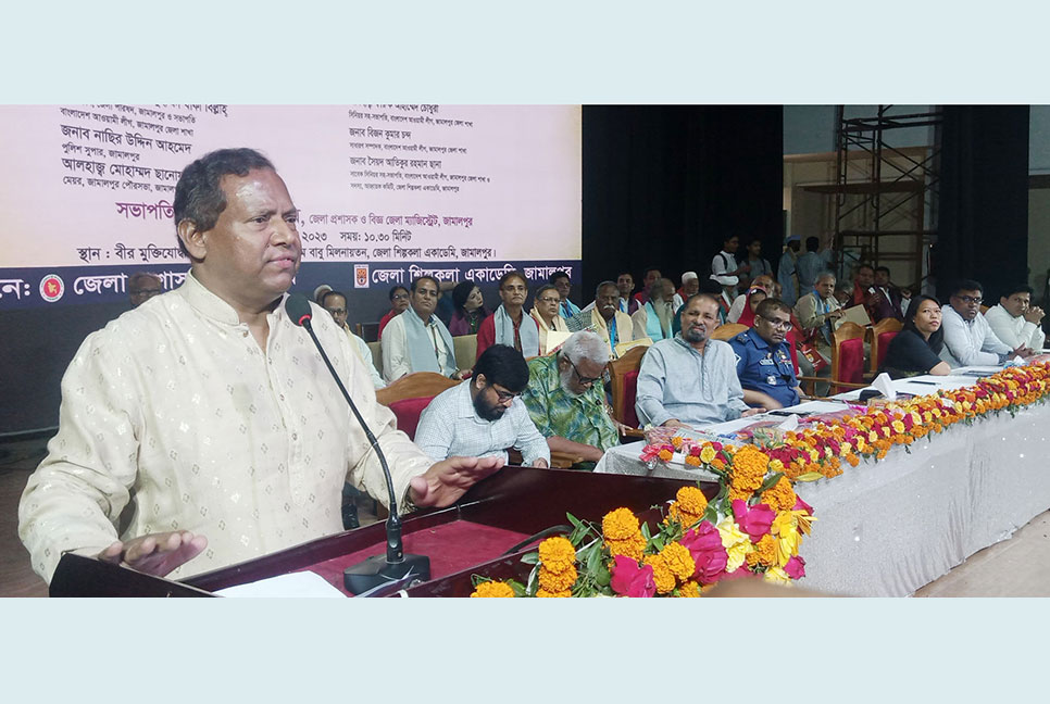 বোমা হামলা করে সংস্কৃতি চর্চা বন্ধের অপচেষ্টা চালানো হয়েছিল : মির্জা আজম