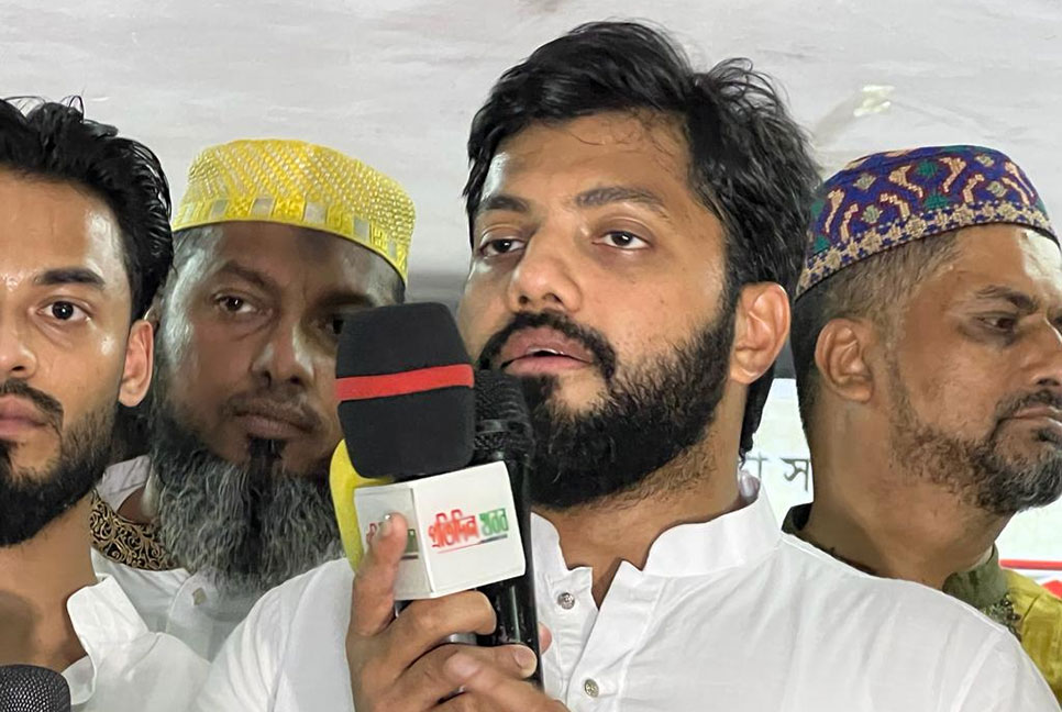 সরকার আবারও রাতে ভোট করে ক্ষমতায় আসতে চায় : ইশরাক