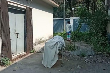 মাছ ধরতে গিয়ে জলদস্যুদের হামলায় জেলে নিহত