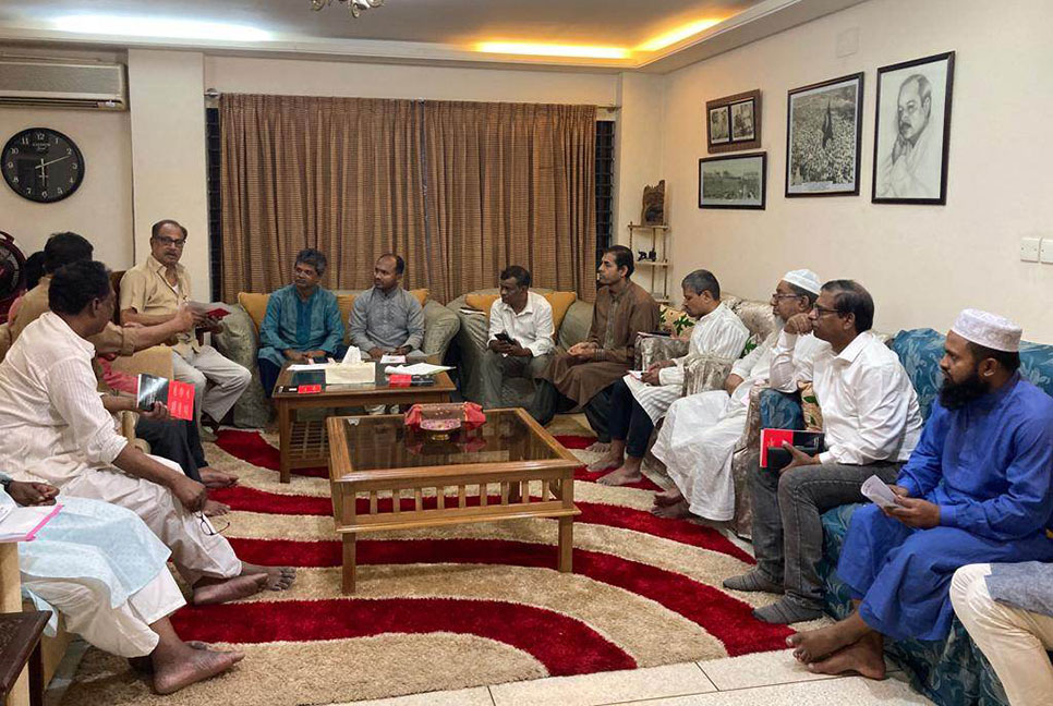 কোন গণমাধ্যমকে ‘শত্রু চিহ্নিতকরণ’ দুঃখজনক : রব