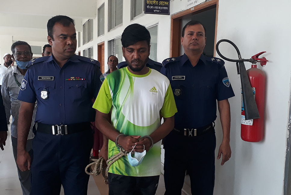 কুমিল্লায় হত্যা মামলায় ৩ জনের মৃত্যুদণ্ড