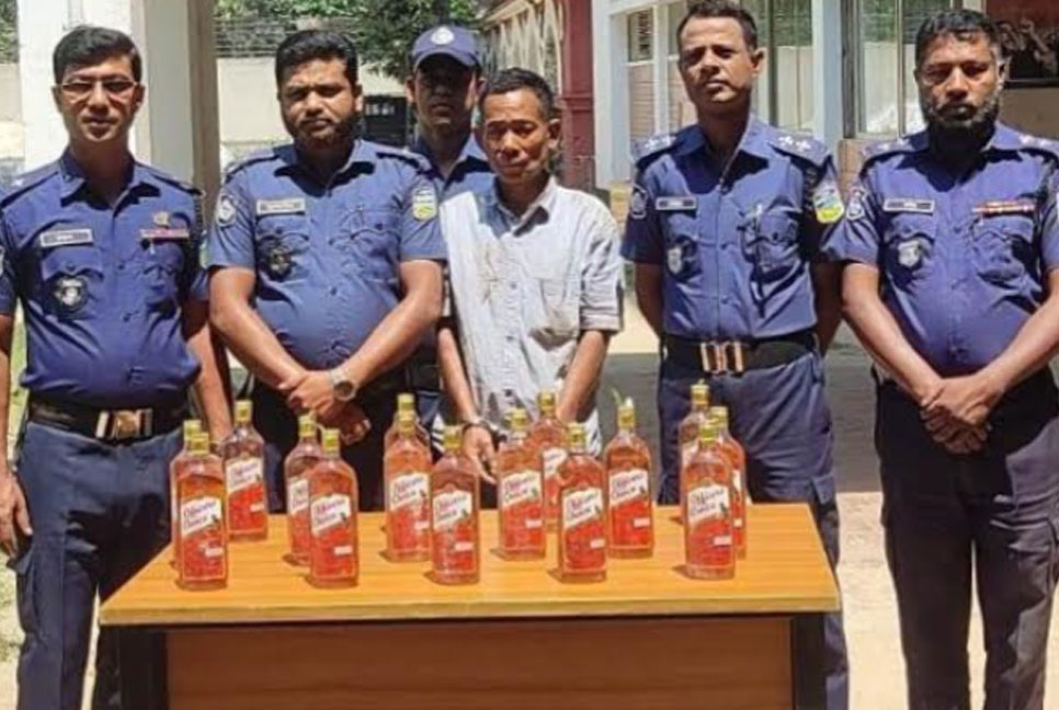ফুলপুরে ভারতীয় মদসহ আটক ১ 