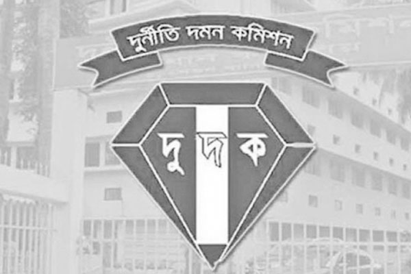 সালথা উপজেলা চেয়ারম্যানের দুর্নীতি অনুসন্ধানে দুদক