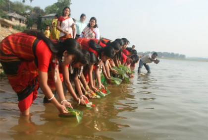উৎসব আমেজে পাহাড়ে শুরু বৈসাবি