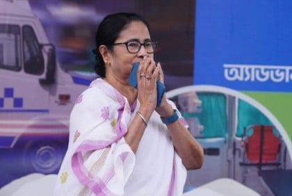 ভারতের গরিবতম মুখ্যমন্ত্রী মমতা ব্যানার্জি, সম্পত্তির পরিমাণ মাত্র ১৫ লাখ রুপি!