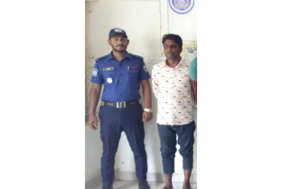 পুলিশের অভিযানে মাদক মামলার আসামি গ্রেফতার 