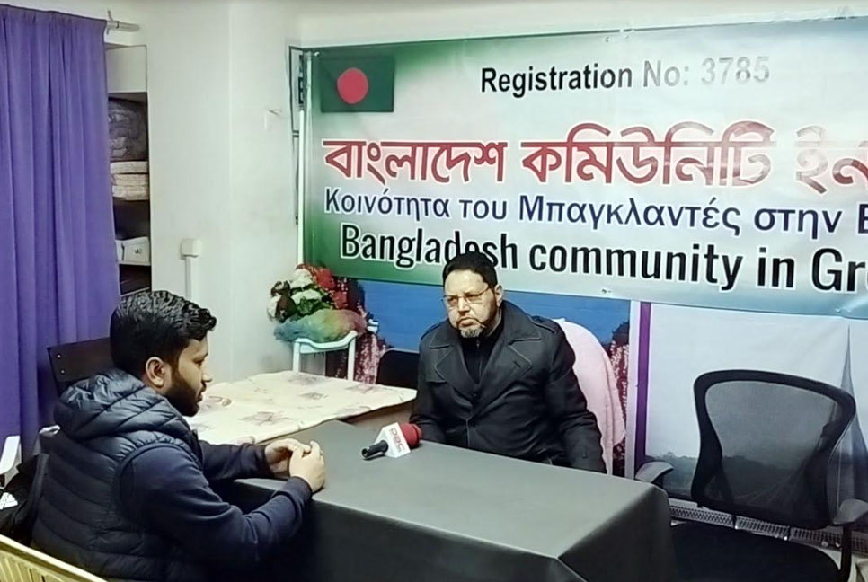 চাঁদা তুলে দেশে পাঠানো হয় 
রেমিট্যান্স যোদ্ধাদের লাশ