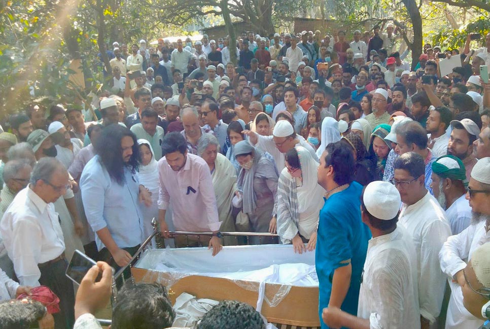 চিরনিদ্রায় শায়িত হলেন ডা. জাফরুল্লাহ চৌধুরী