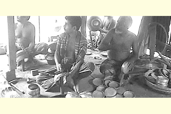 বিলুপ্তপ্রায় কাঁসা পিতল শিল্প