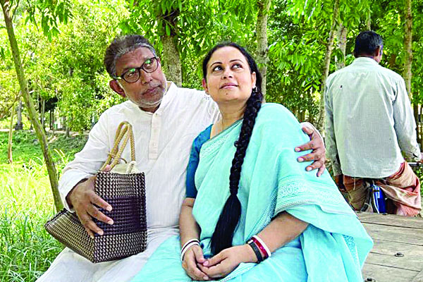 মহাকালের ঠিক মধ্যিখানে
