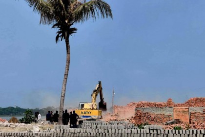 বানারীপাড়ায় পরিবেশ অধিদপ্তরের অভিযানে চারটি অবৈধ ইটভাটা ধ্বংস, ৪ লাখ টাকা জরিমানা 