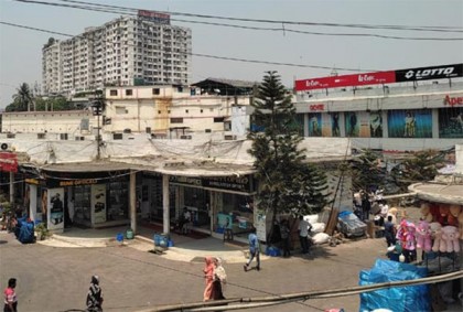 নিউ সুপার মার্কেটে অগ্নিকাণ্ড: খুলেছে নিউ মার্কেট, বন্ধ চন্দ্রিমা 