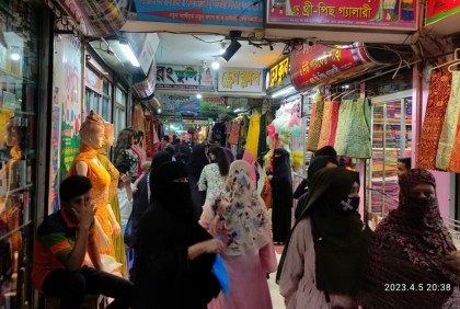 ব্রাহ্মণবাড়িয়ায় জমজমাট ঈদের বাজার