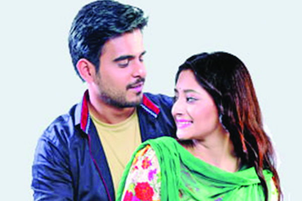 আনন্দ মেলায় সিয়াম-পূজা