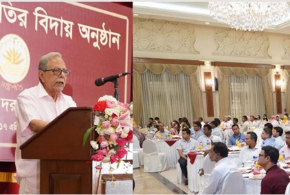 বঙ্গভবনের মর্যাদা সমুন্নত রাখতে সকলকে কাজ করার আহ্বান রাষ্ট্রপতির

