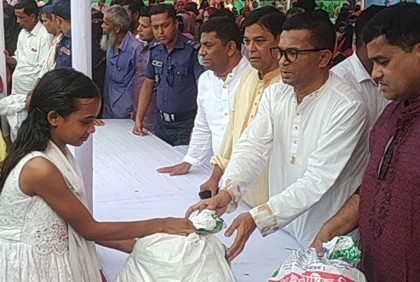 ‘শেখ হাসিনার রাজনীতি জনতার জন্য, খালেদার রাজনীতি ক্ষমতার জন্য’
