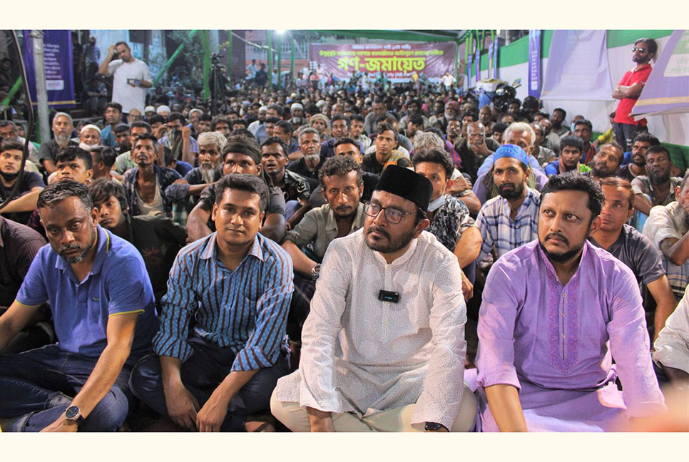 অগ্নিসন্ত্রাস নিয়ে আওয়ামী লীগ-বিএনপির দোষারোপ তামাশা : এবি পার্টি