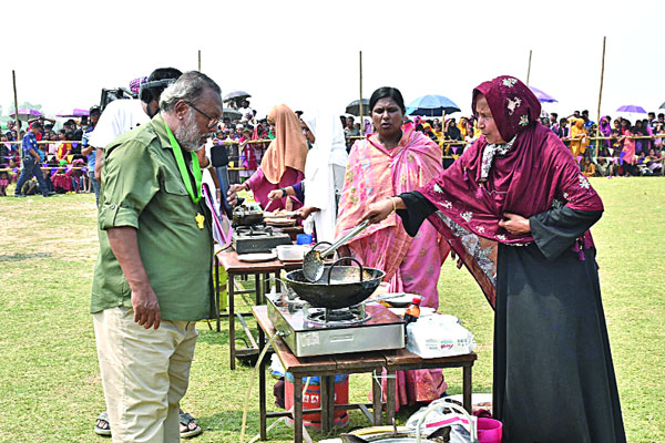 শাইখ সিরাজের কৃষকের ঈদ আনন্দ