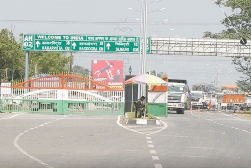 বাংলাবান্ধা স্থলবন্দরে ৮ দিন আমদানি-রফতানি বন্ধ