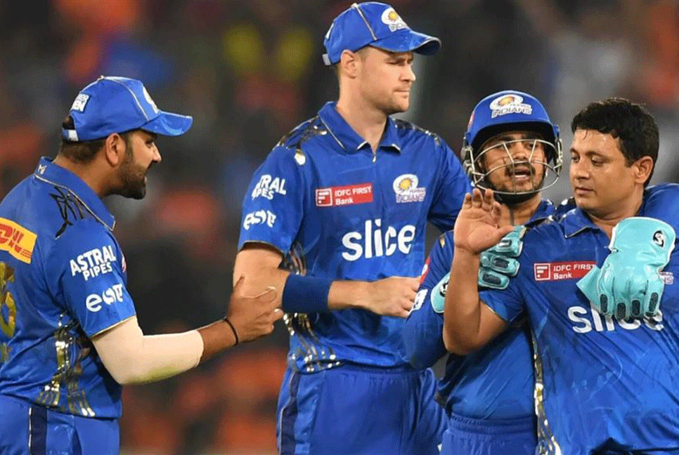 হায়দরাবাদকে হারিয়ে জয়ের হ্যাটট্রিক মুম্বাই ইন্ডিয়ান্সের