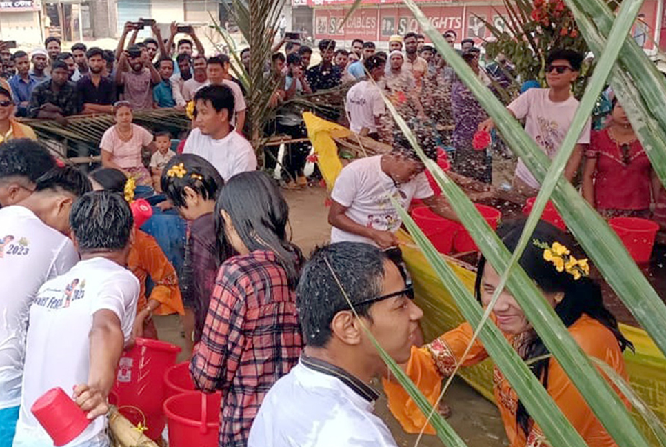 কুয়াকাটায় জলকেলি উৎসব