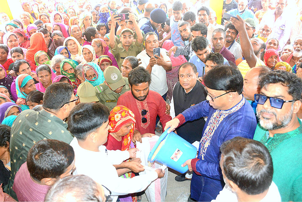 আওয়ামী লীগ সরকার উন্নয়নে বিশ্বাসী : হুইপ ইকবালুর রহিম