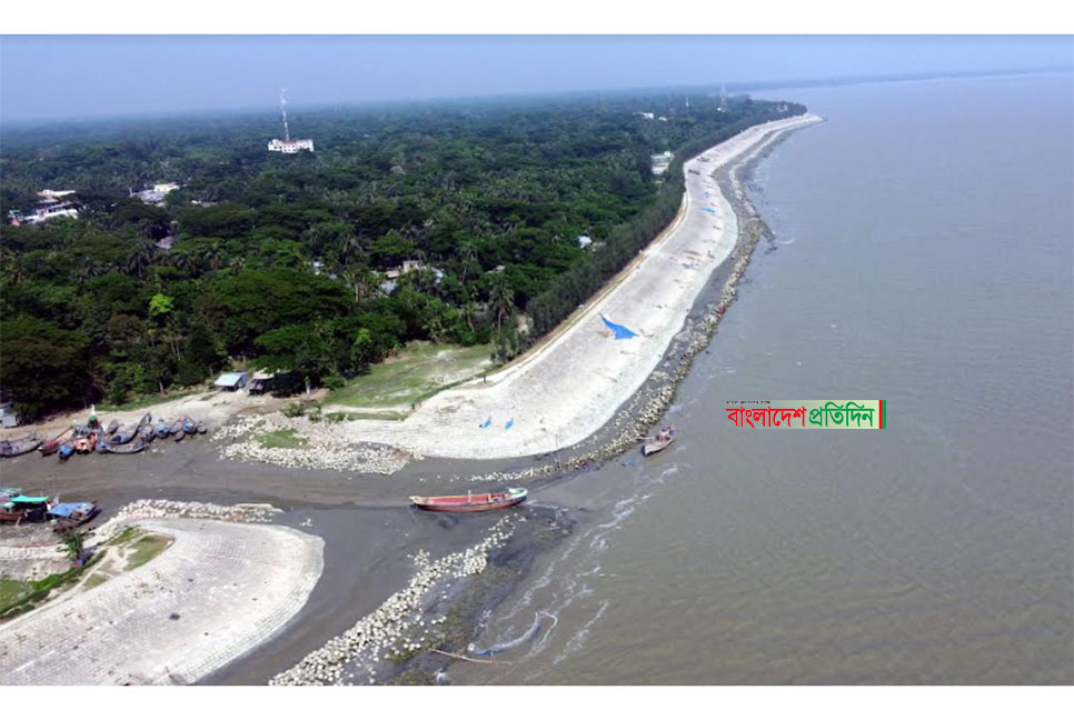 মেঘনার তীর রক্ষা বাঁধকে ঘিরে পর্যটন সম্ভাবনার হাতছানি