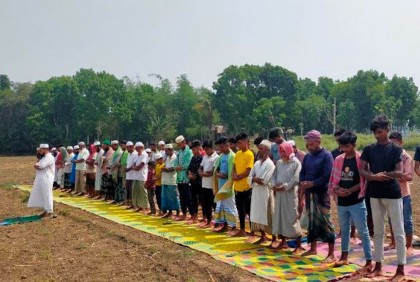কুমারখালীতে বৃষ্টির জন্য 'ইস্তিসকার' নামাজ আদায়