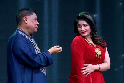 রাতে ‘রিমিক্স দাইমা-২’ শোনাবেন মাহফুজুর রহমান



