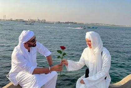 ঈদ: নজর কেড়েছে মাশরাফির ব্যতিক্রমী ছবি