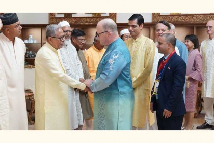দরিদ্রদের দুঃখ লাঘবে বিত্তশালীদেরকে এগিয়ে আসতে হবে : রাষ্ট্রপতি