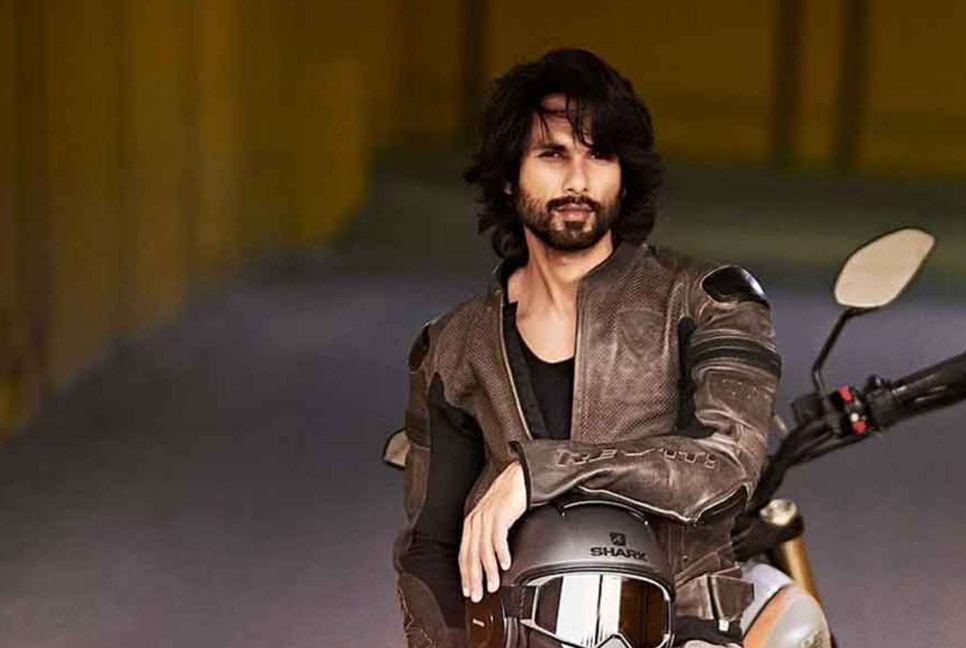 কেন ইলন মাস্ককে হুমকি দিলেন শহিদ কাপুর?