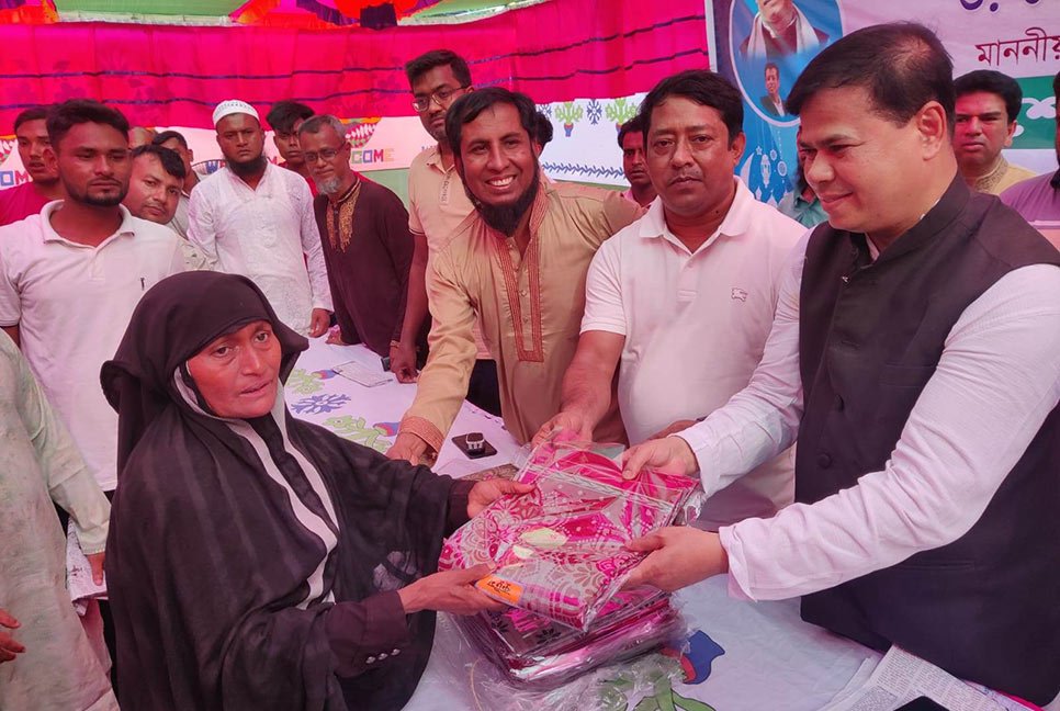 কচুয়ায় আওয়ামী লীগের অন্য রকমের এক ঈদ