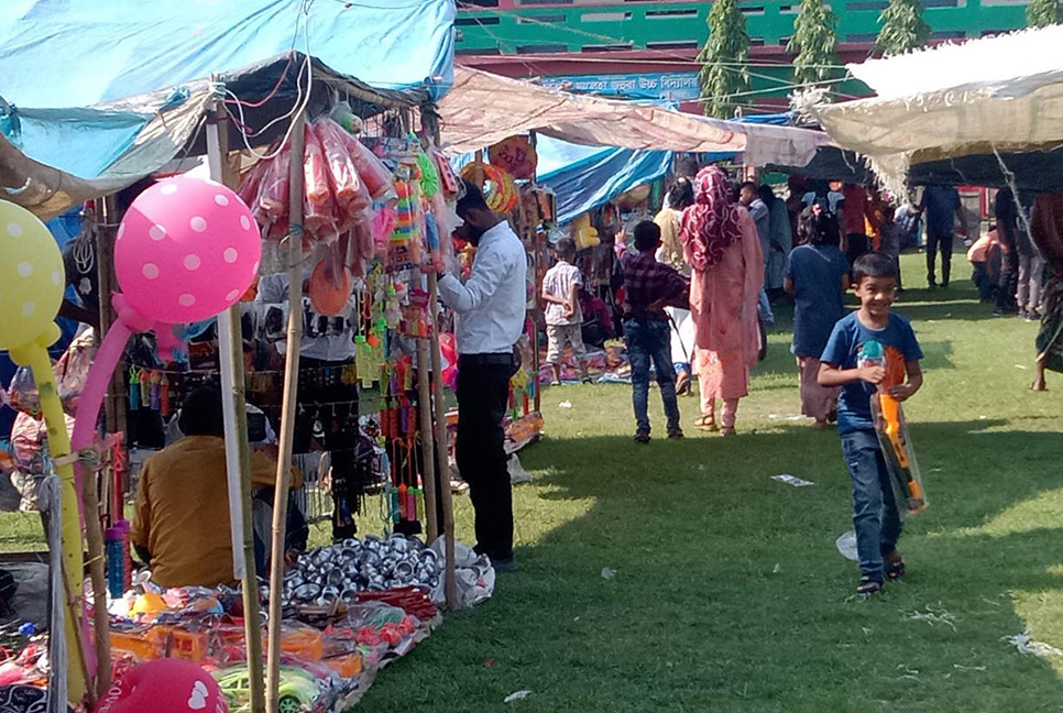 বগুড়ায় স্কুল মাঠে মেলা নিয়ে দ্বন্দ্ব, হামলার অভিযোগ
