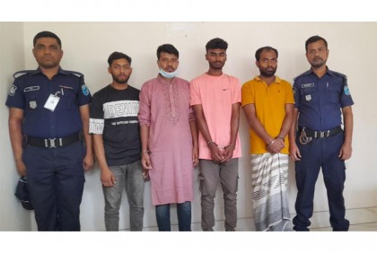 প্রাইভেটকার চালক হত্যায় গ্রেফতার ৪