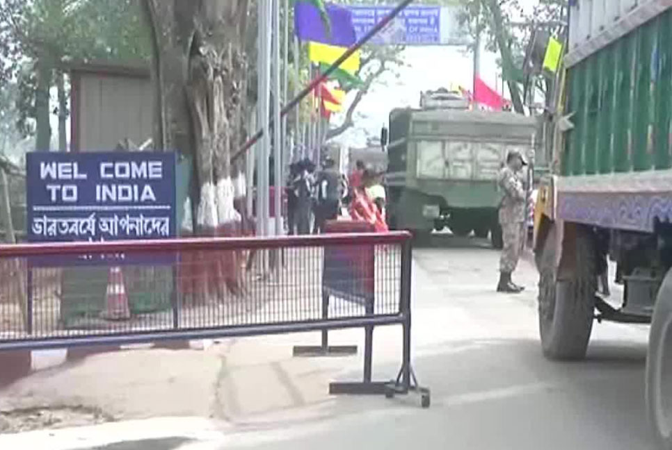 পাঁচ দিনের ছুটি শেষে ব্রাহ্মণবাড়িয়ার আখাউড়া স্থলবন্দর দিয়ে আমদানি-রপ্তানি শুরু