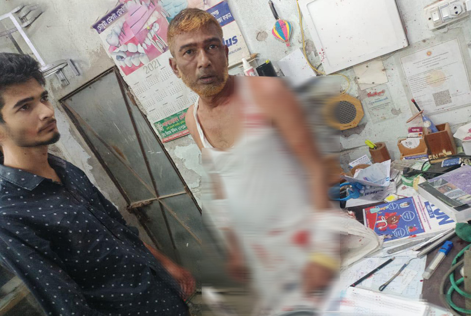 চরফ্যাশনে সাবেক সচিব মেজবাহ উদ্দিনের গণসংযোগে হামলা, আহত ১৫  

