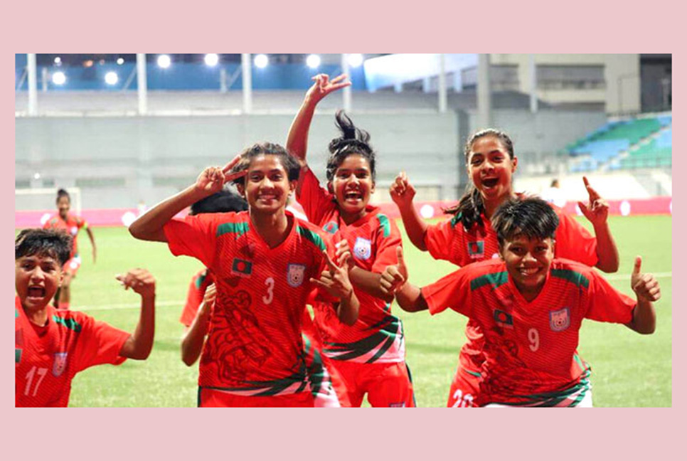 তুর্কমেনিস্তানকে ৬-০ গোলে উড়িয়ে দিল বাংলার মেয়েরা

