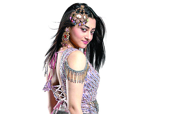 ‘দর্শকের রুচি’ নিয়ে পূজা