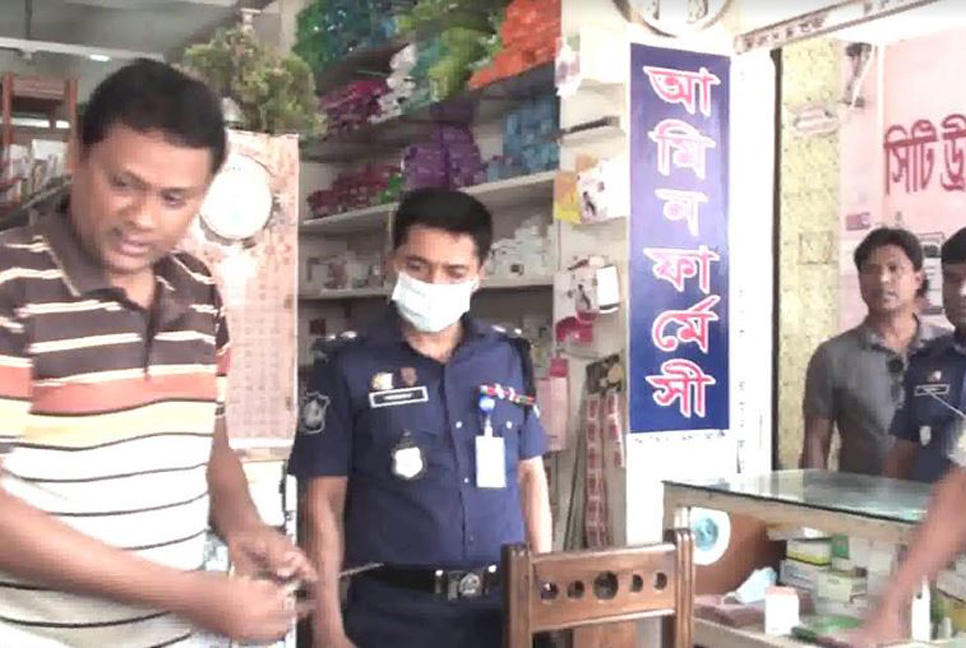 মানিকগঞ্জে ১৫ দোকানে চুরি